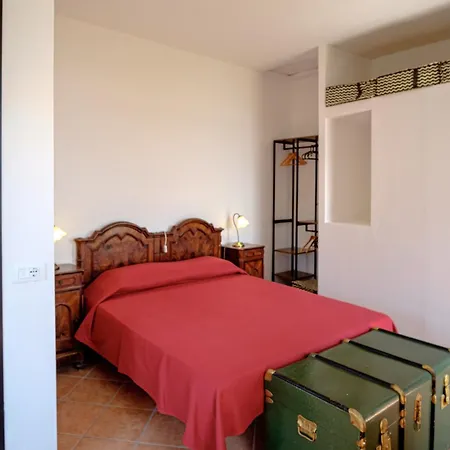 Casa vacanze Sula' - In The Village With Lake View And Patio *