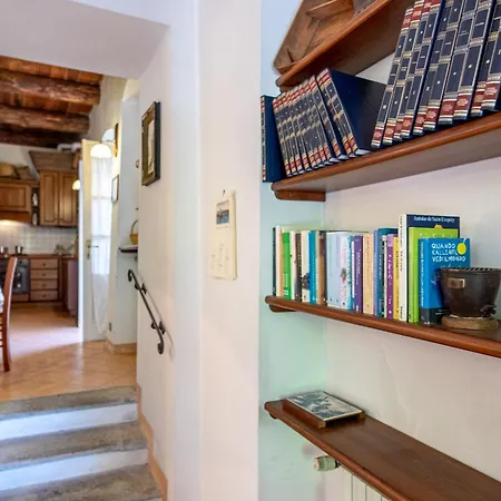 Sula' - In The Village With Lake View And Patio Casa vacanze *