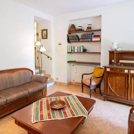 Sula' - In The Village With Lake View And Patio Casa vacanze *