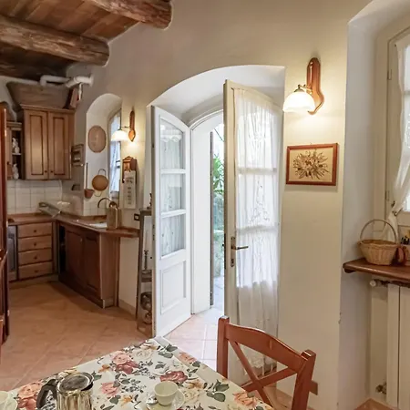 Sula' - In The Village With Lake View And Patio Casa vacanze *
