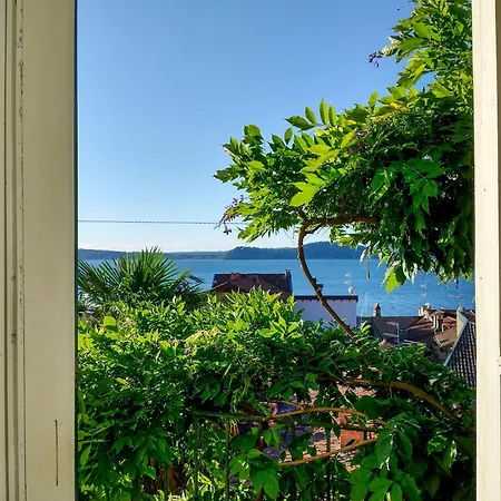Casa vacanze Sula' - In The Village With Lake View And Patio Belgirate