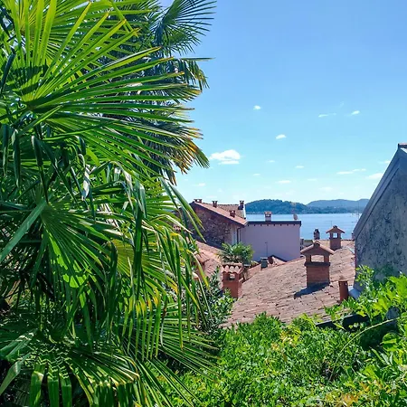 Sula' - In The Village With Lake View And Patio Casa vacanze